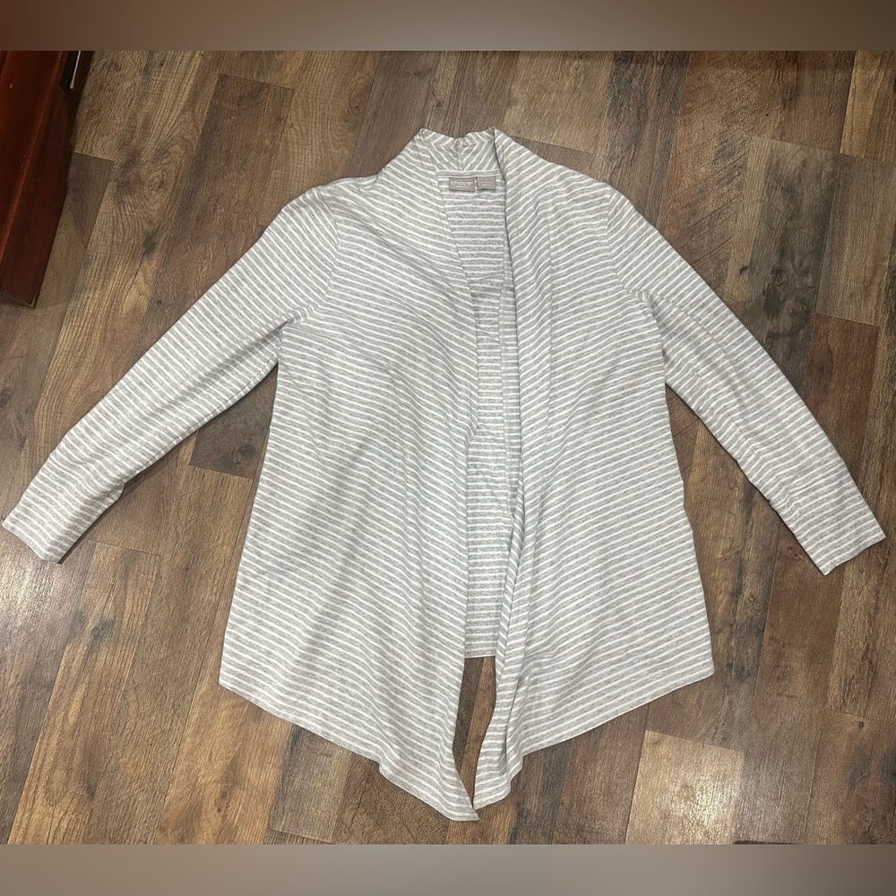 Chicos Zenergy open sweater Size 1 (Size 8/10)